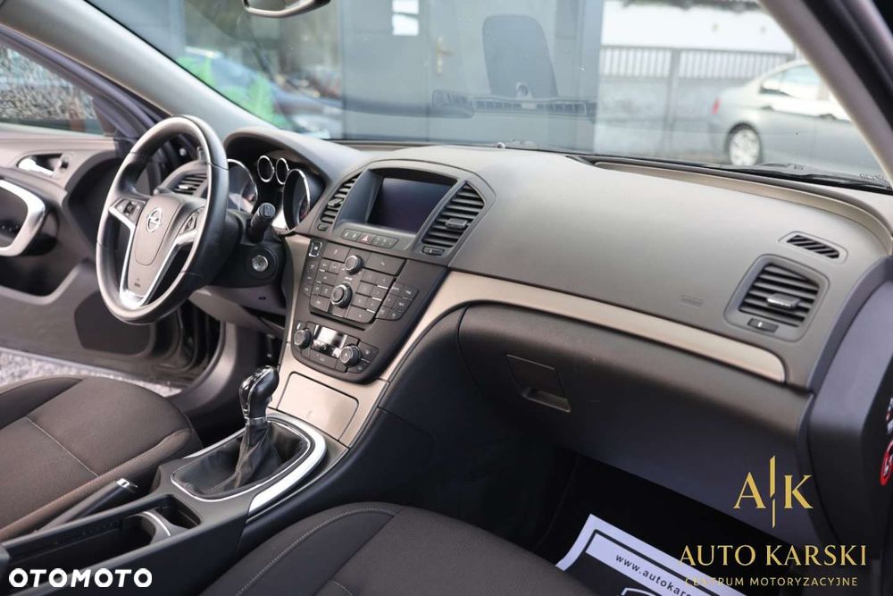 Opel Insignia - 20