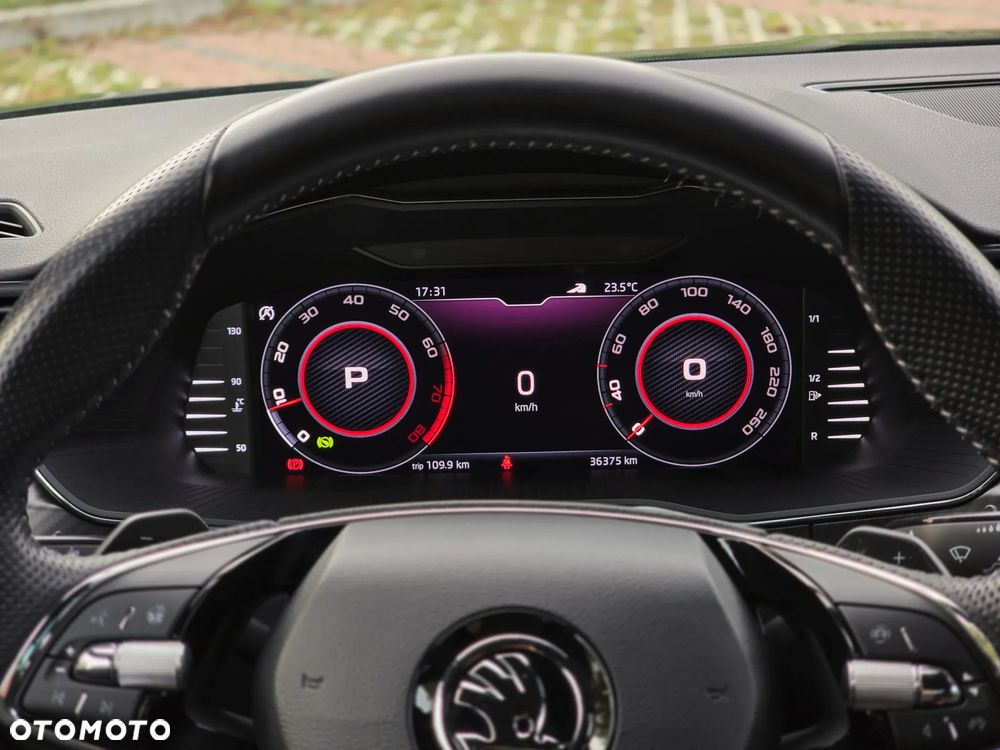 Skoda Superb 2.0 TSI Sportline DSG - 19