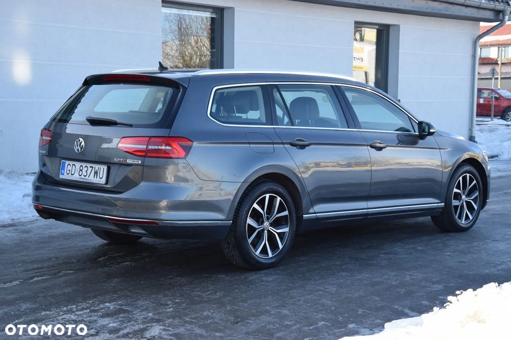 Volkswagen Passat 2.0 TDI BMT Highline DSG - 9