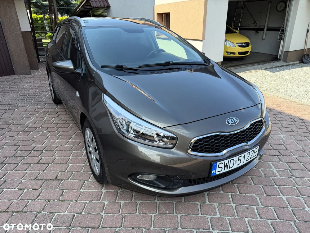 Kia Ceed 1.4 CVVT Spirit - 3