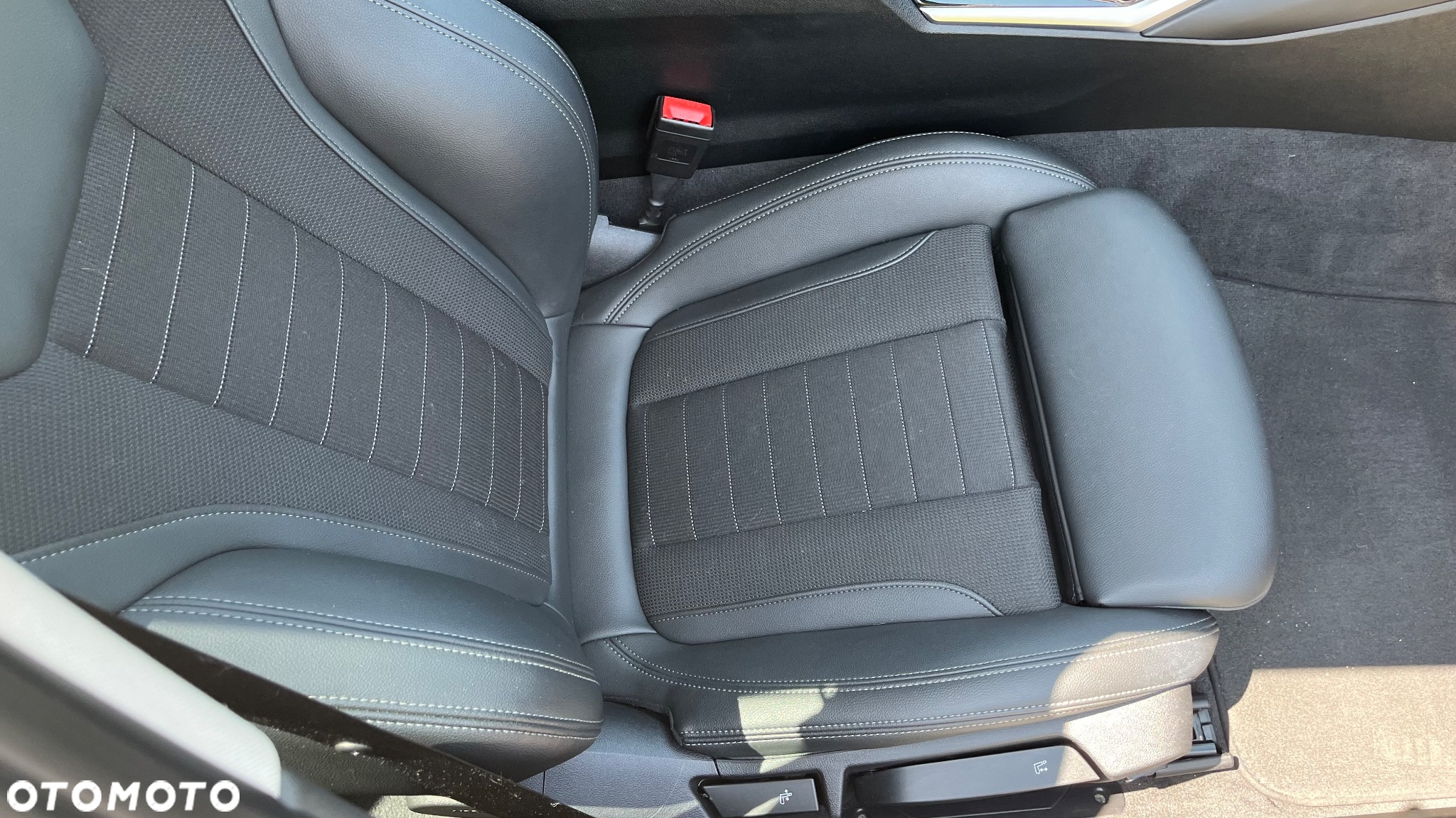 BMW Seria 3 320d Sport Line - 24