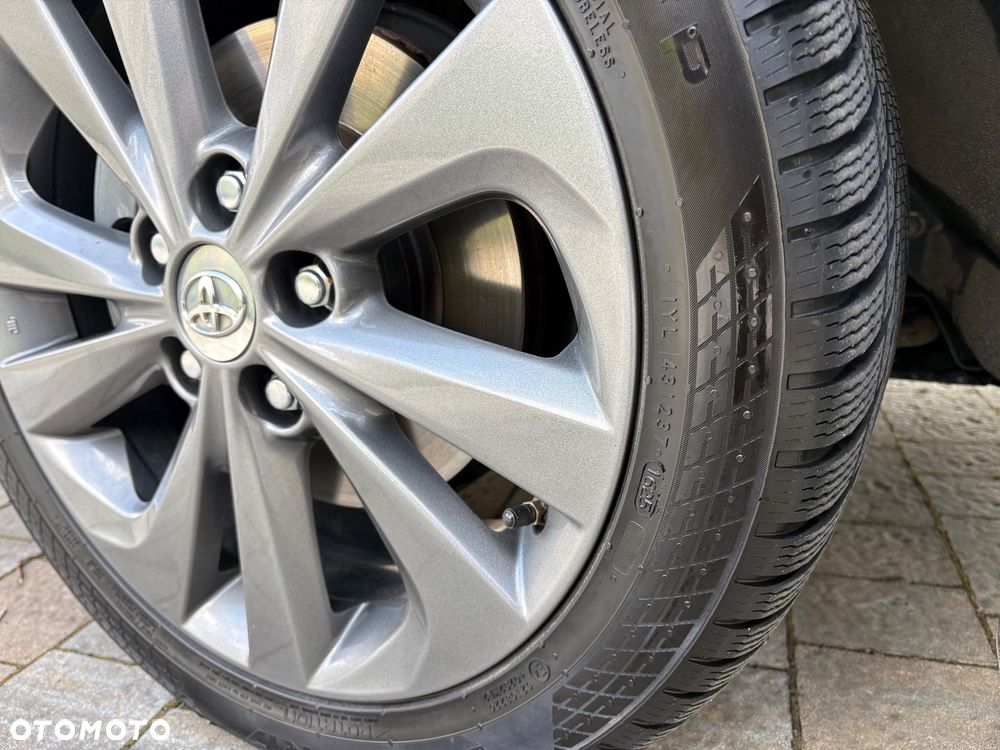 Toyota Auris Hybrid 135 Prestige - 18