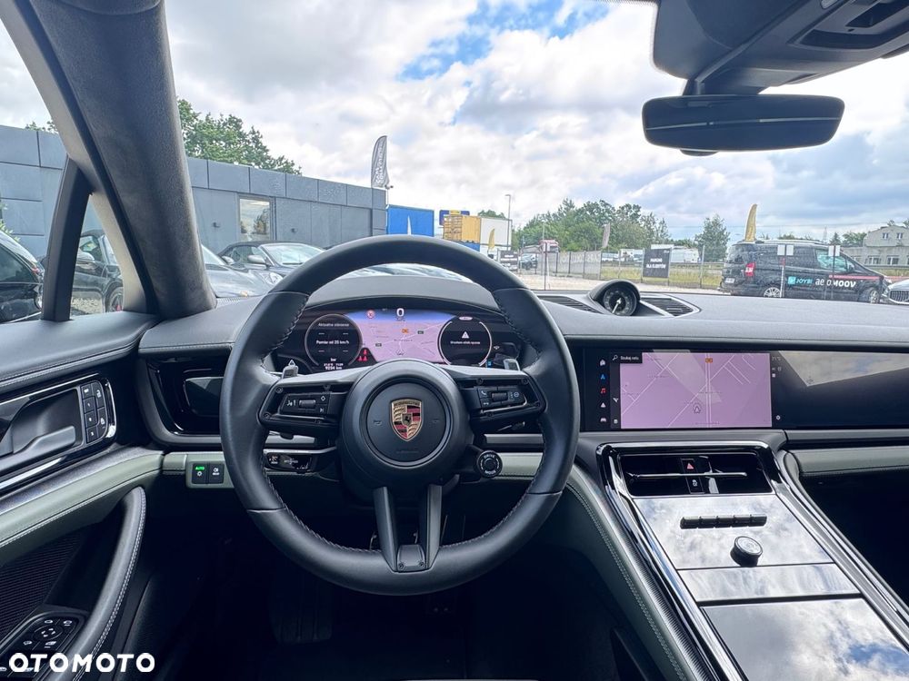 Porsche Panamera - 23