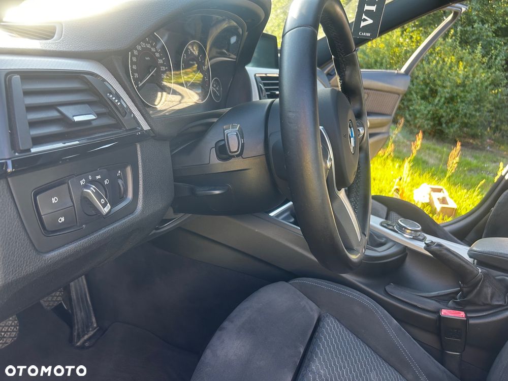 BMW Seria 3 316i M Sport - 12
