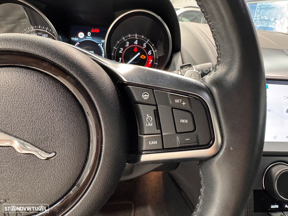 Jaguar F-Type P300 Aut. R-Dynamic - 18