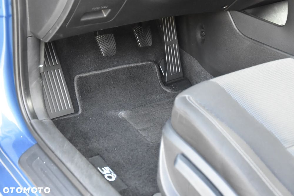 Hyundai i30 blue 1.4 Classic Navigation - 27