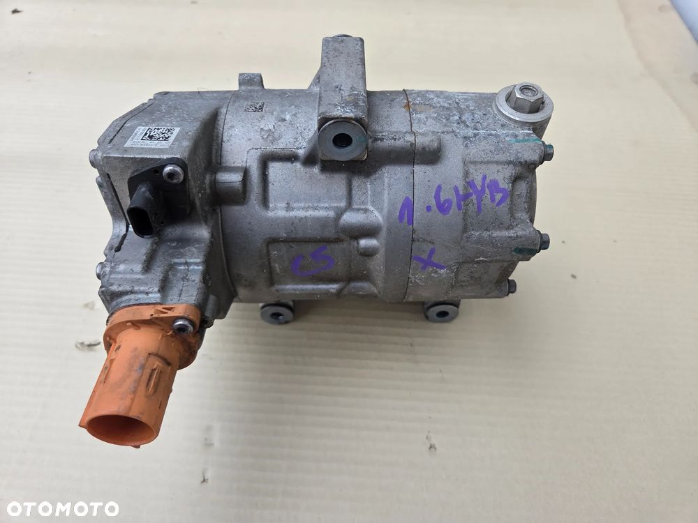 Sprężarka klimatyzacji kompresor Citroen C5X 1.6 Hybryda  9840203080 - 6