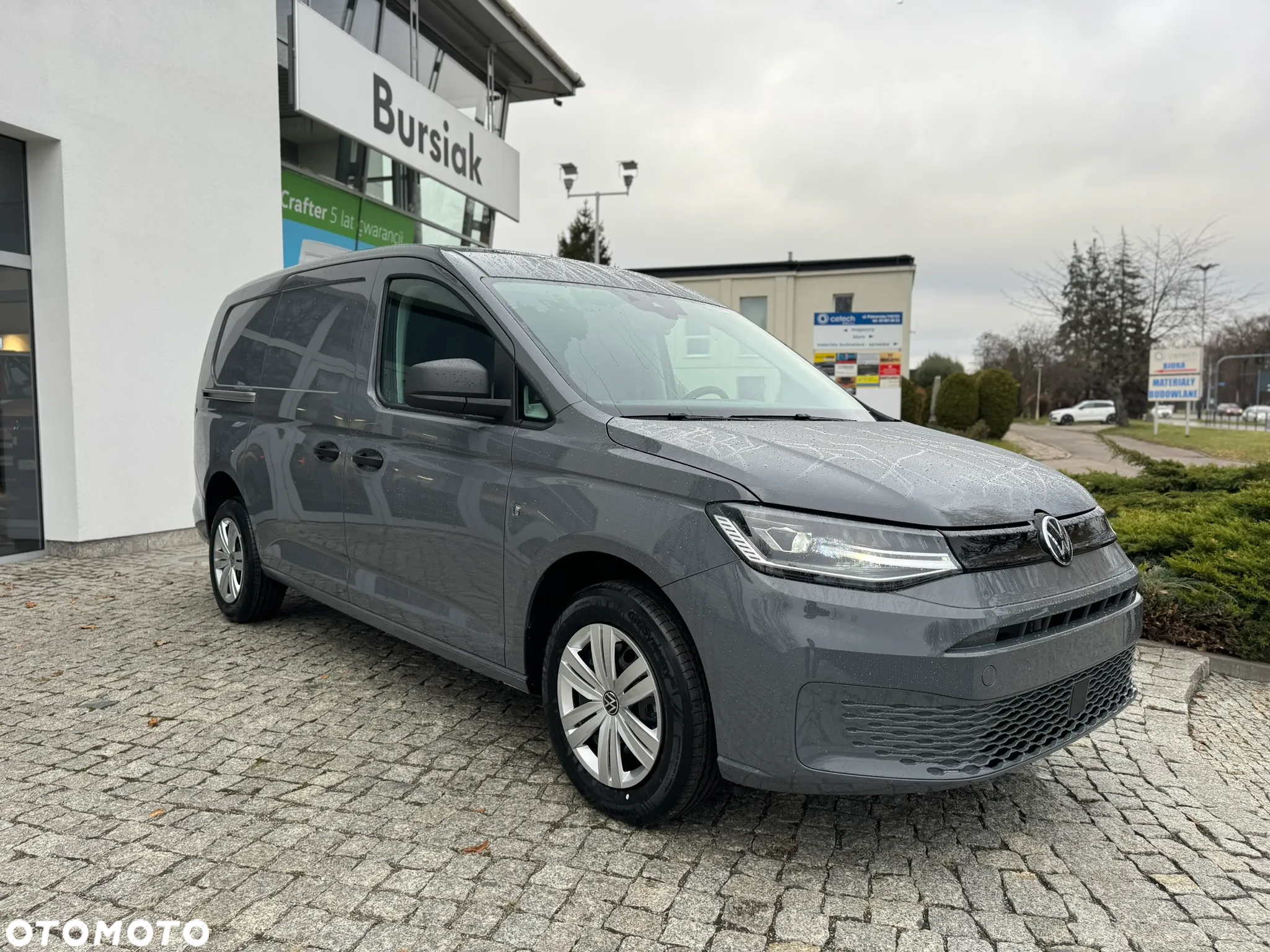 Volkswagen Caddy Maxi Cargo - 3