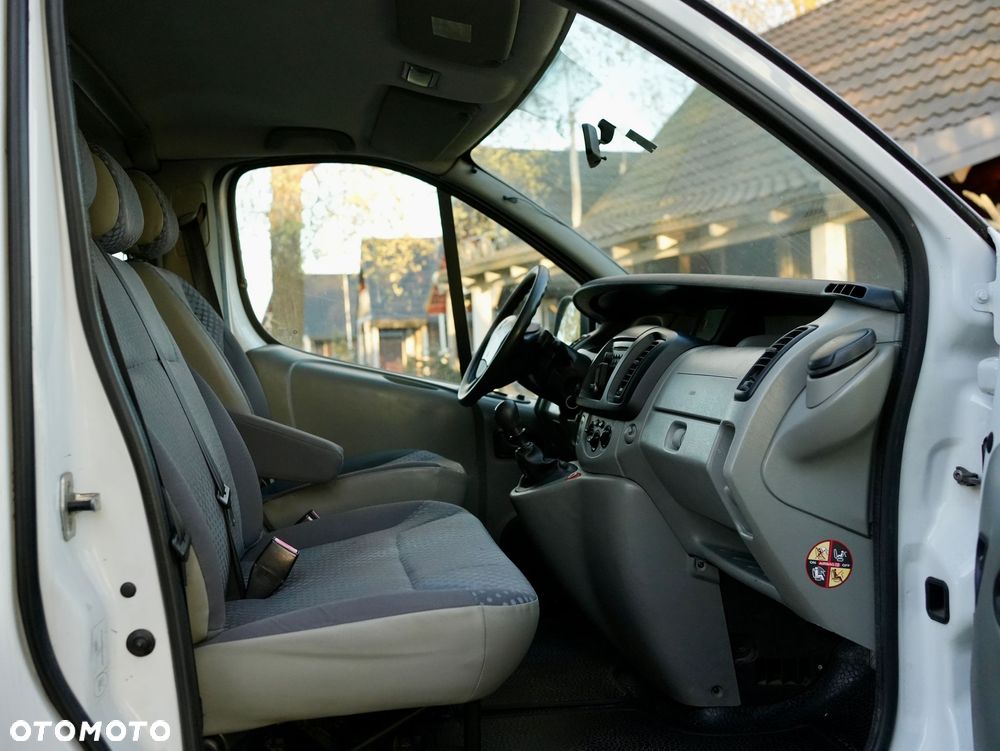 Renault Trafic - 11