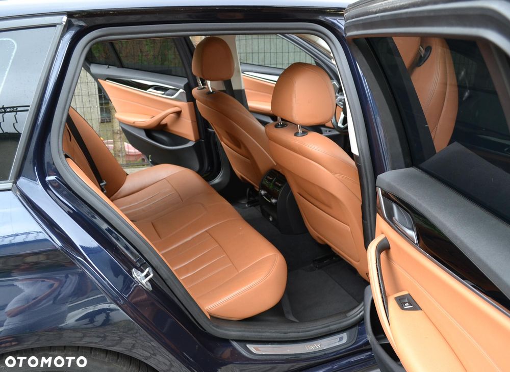 BMW Seria 5 520i - 5