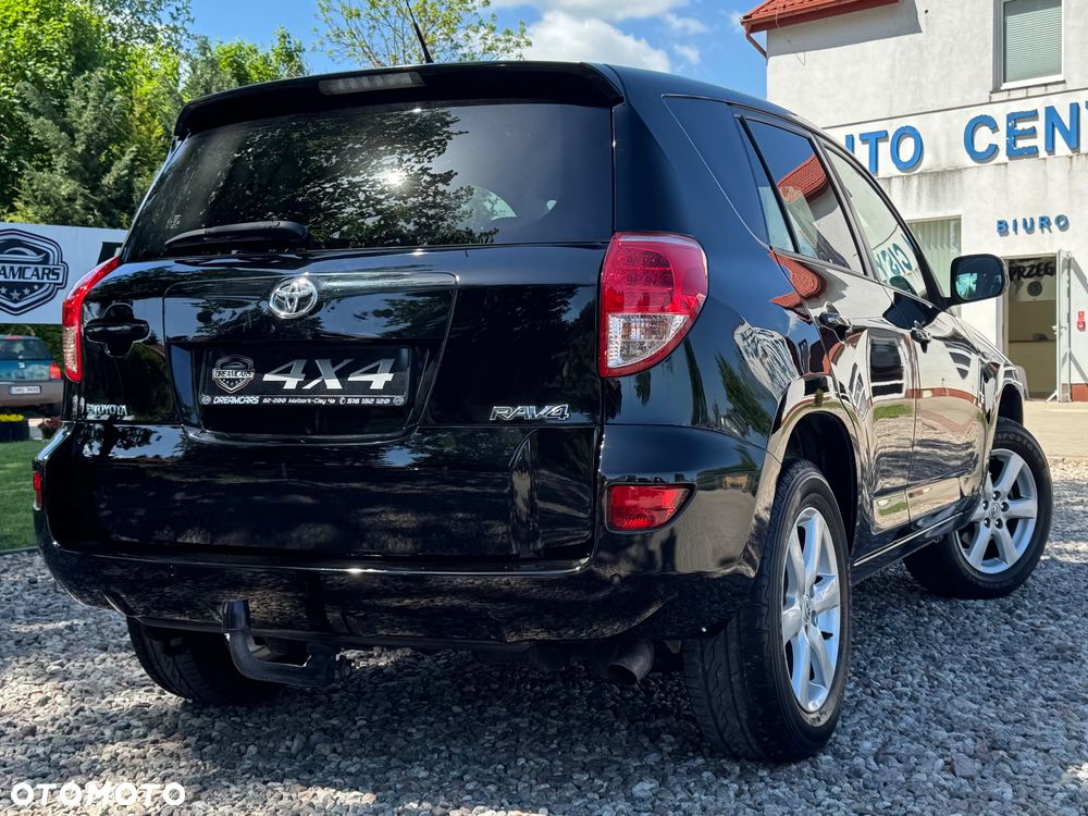 Toyota RAV4 - 12