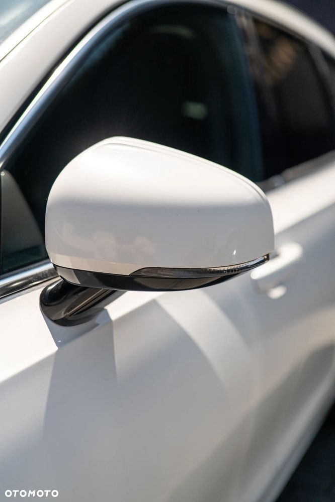 Volvo V90 D4 Momentum - 3