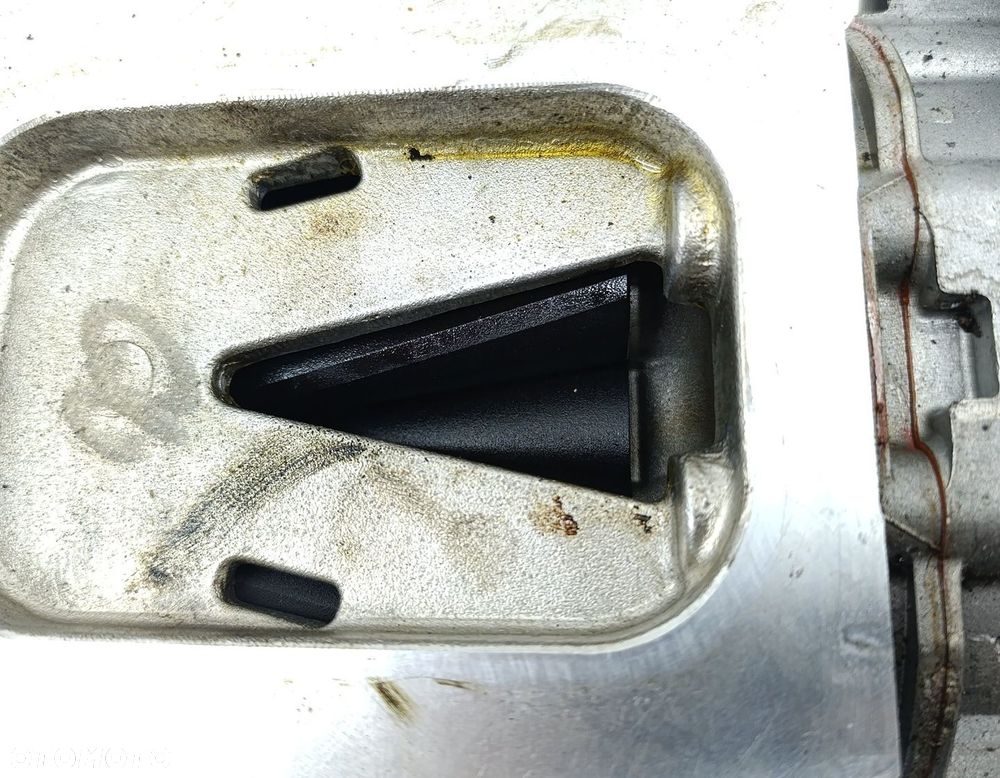 SPRĘŻARKA KOMPRESOR POWIETRZA VW GOLF VI 1.4 TSI 03C145601E - 7