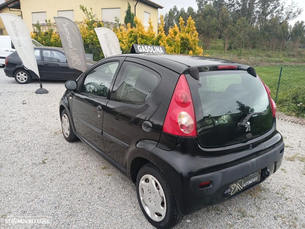 Peugeot 107 1.0 Trendy - 5