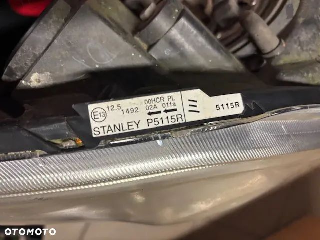 LAMPA PRZÓD LEWA PRAWA MAZDA 5 I - 12