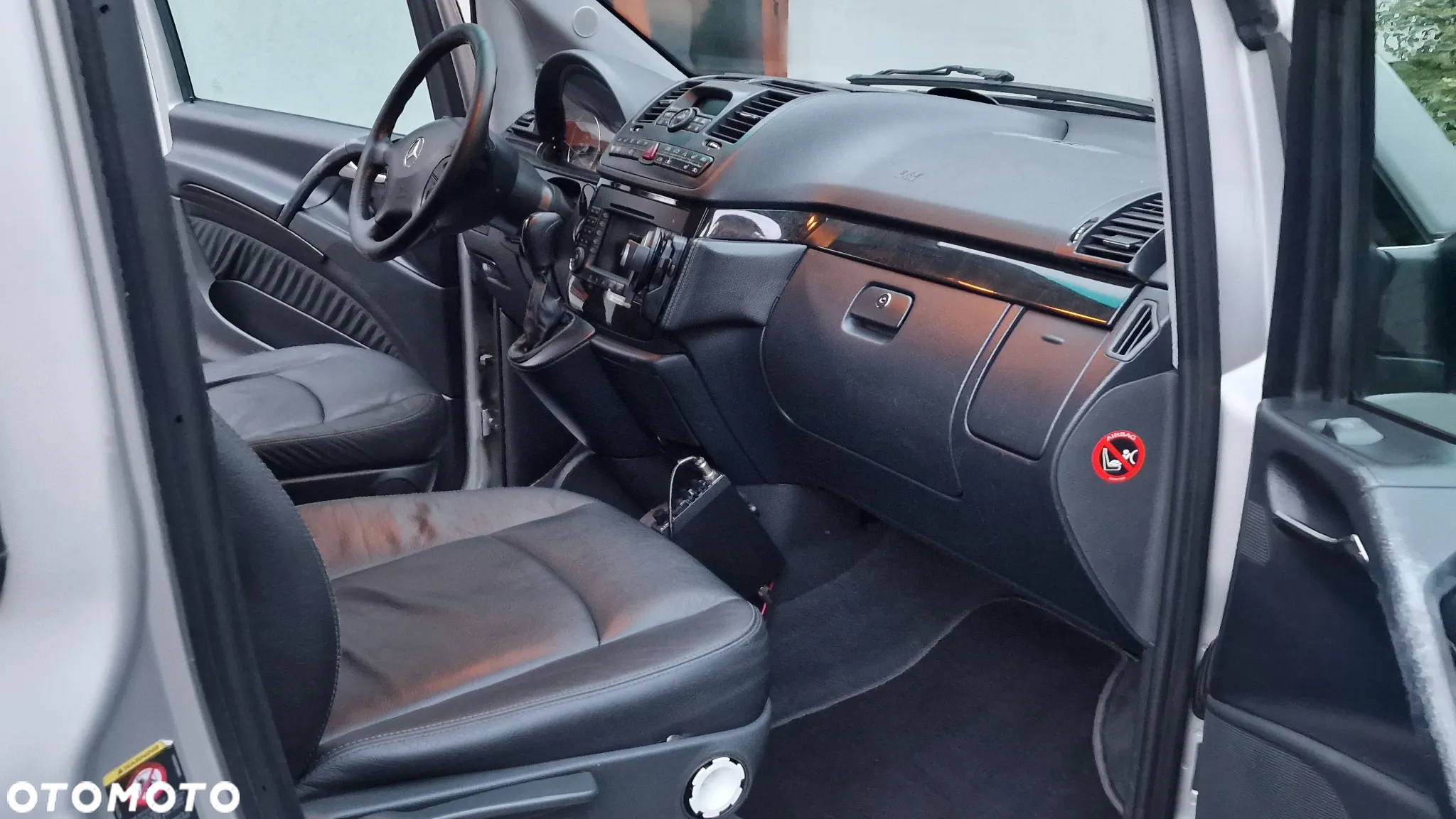 Mercedes-Benz Viano - 13