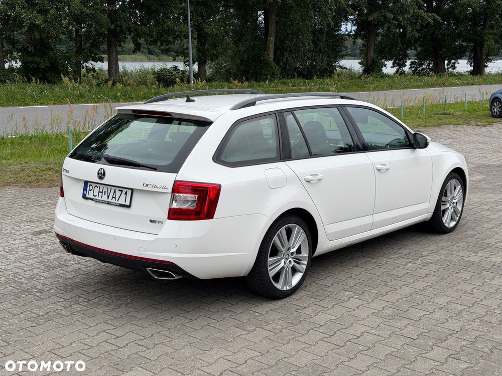 Skoda Octavia 2.0 TDI DSG RS - 6