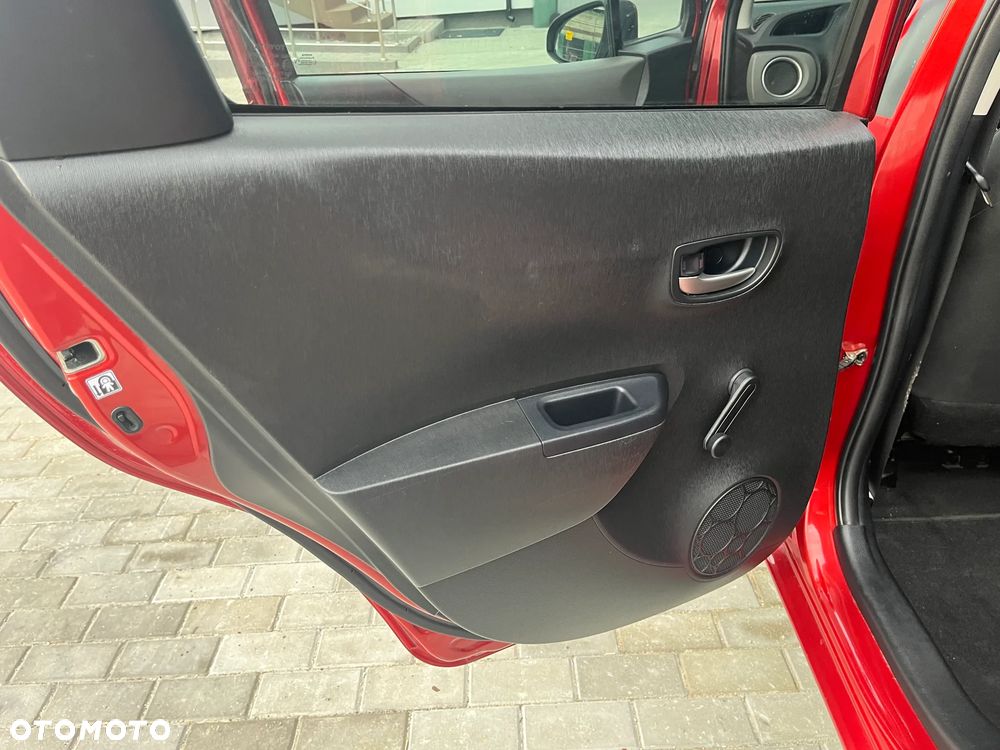 Toyota Yaris 1.33 VVT-i Edition 2014 - 10