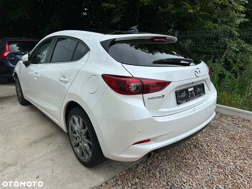 Mazda 3 SKYACTIV-G 120 Signature+ - 4