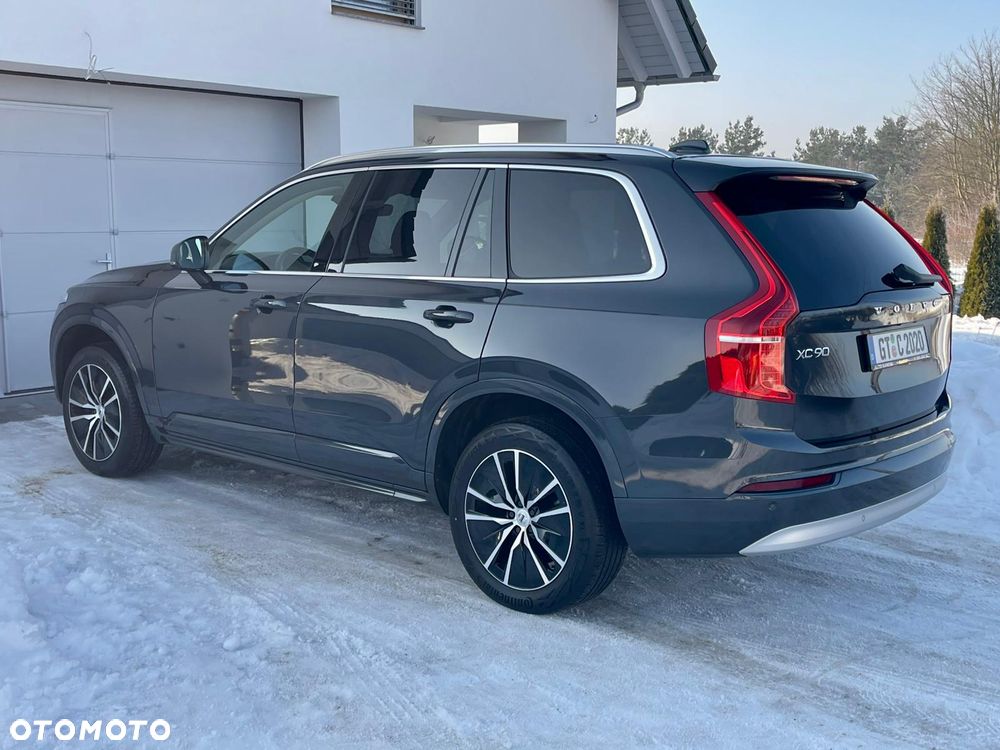 Volvo XC 90 D5 SCR AWD Momentum 7os - 11