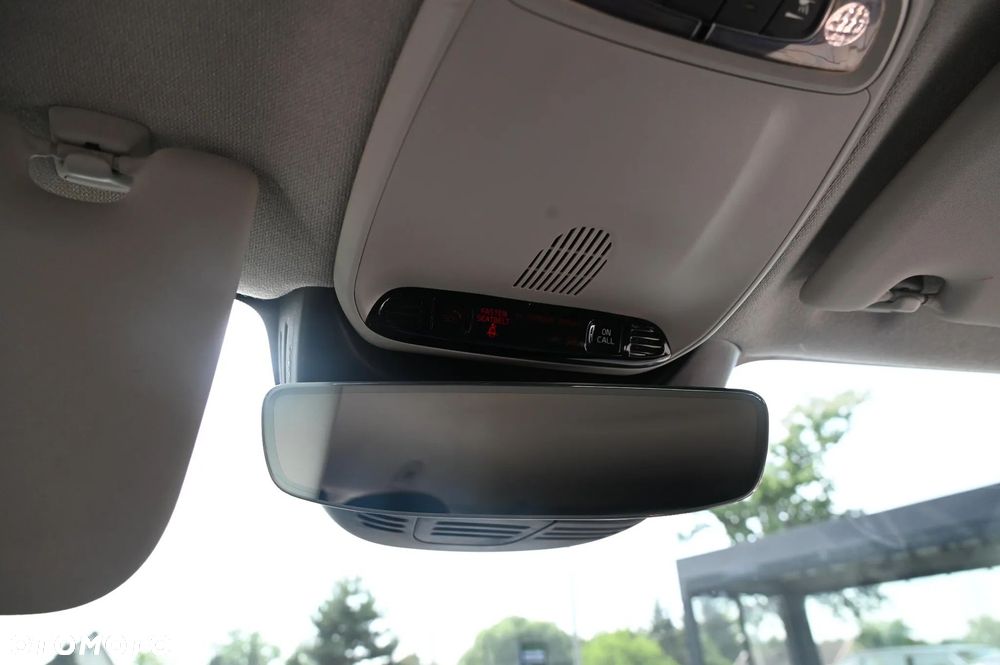 Volvo XC 40 T3 Momentum Core - 29