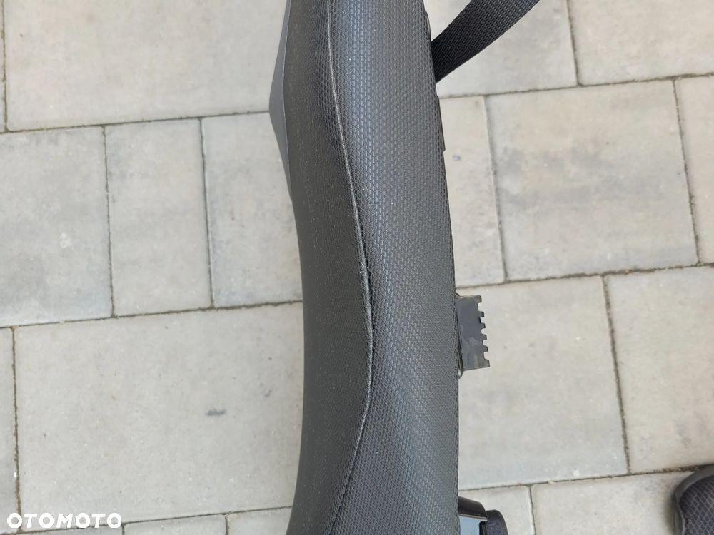 Kanapa, fotel, siedzenie Suzuki Gladius 650 - 9