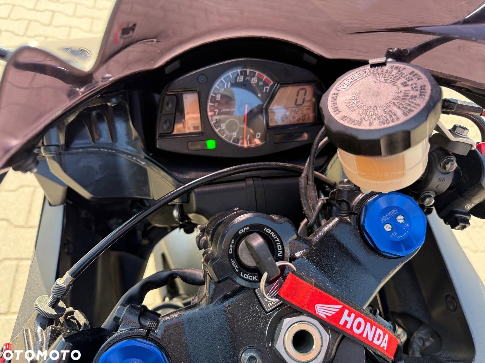 Honda CBR - 8