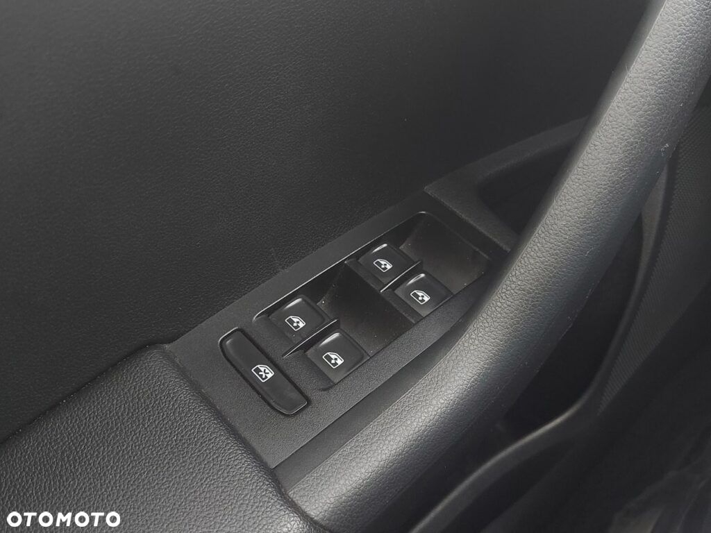 Skoda Octavia 2.0 TDI Ambition DSG - 10