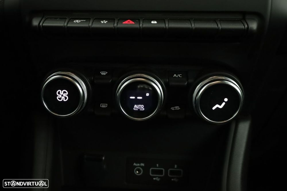 Renault Captur 1.0 TCe Techno Bi-Fuel - 13