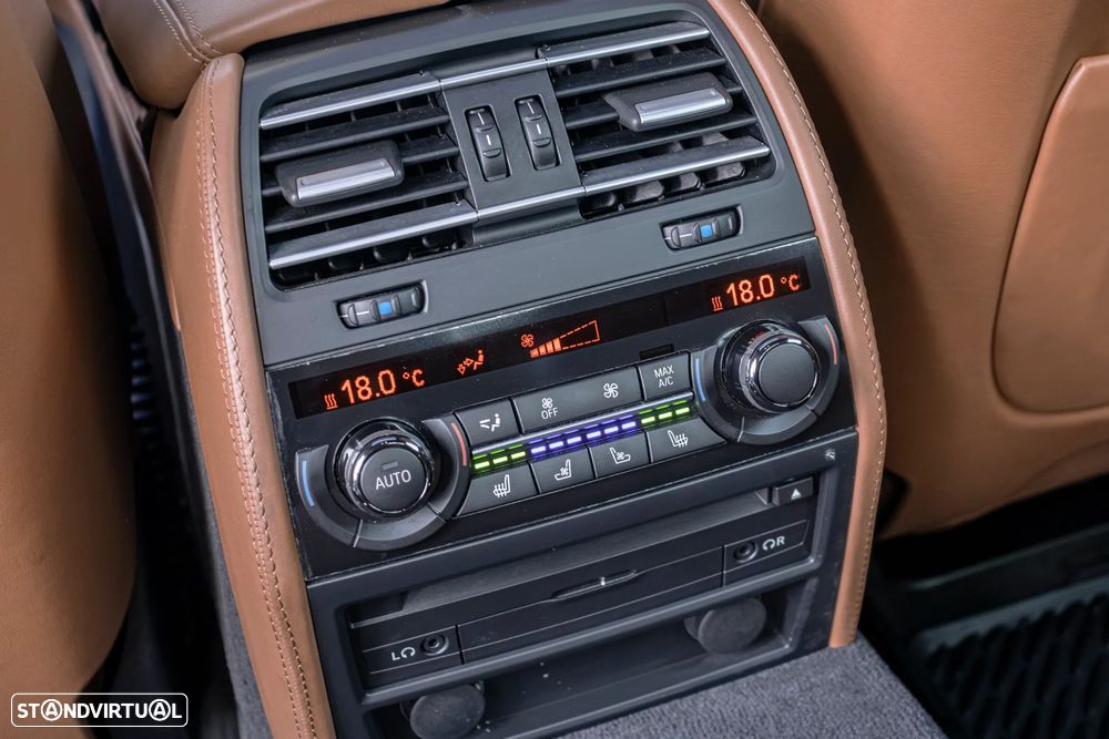 BMW 750 Li xDrive Pack M — fotografia 46