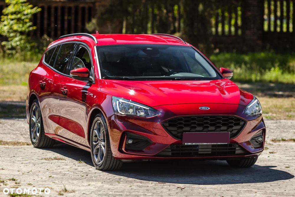Ford Focus 1.0 EcoBoost Start-Stopp-System ST-LINE DESIGN - 3