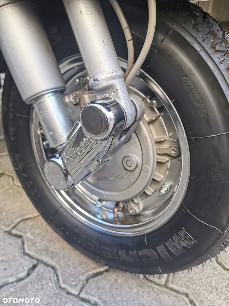 Vespa PX - 11