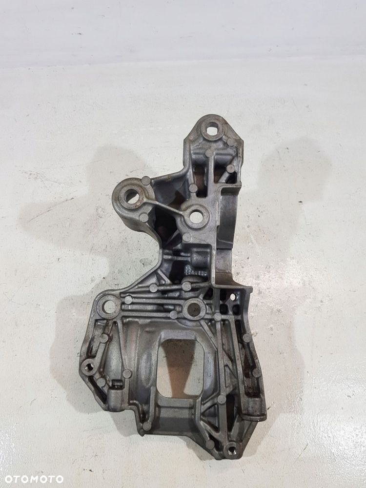 łapa wspornik alternatora 117100072r renault nissan dacia 1.5 dci - 5