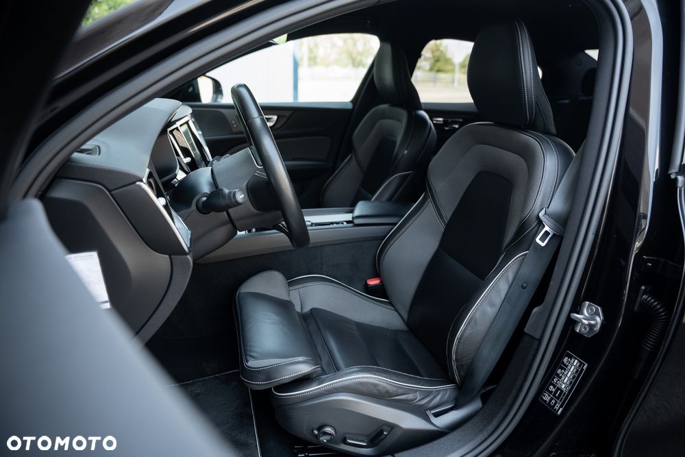Volvo S60 T4 Geartronic RDesign - 24