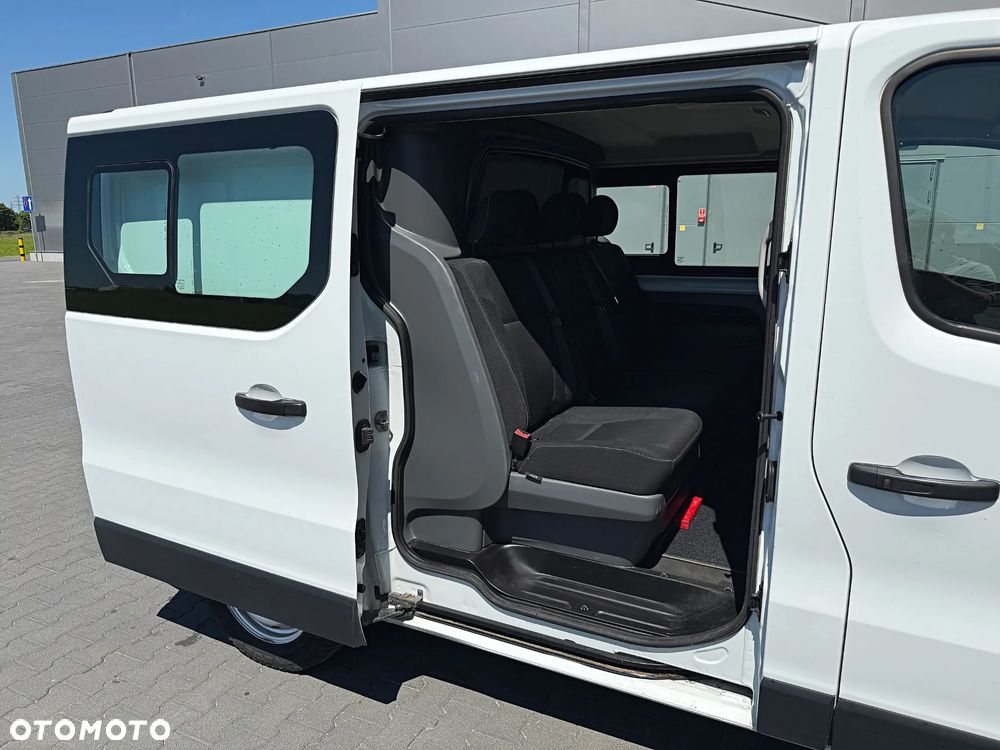 Renault Trafic - 26