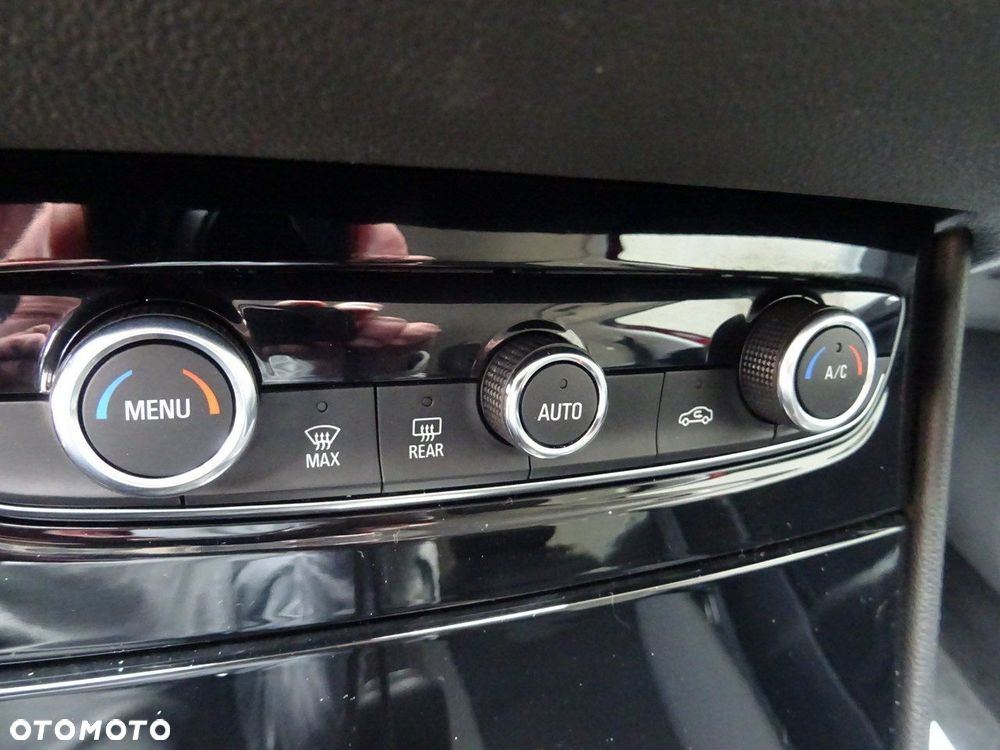 Opel Grandland X 1.2 Start/Stop INNOVATION - 20