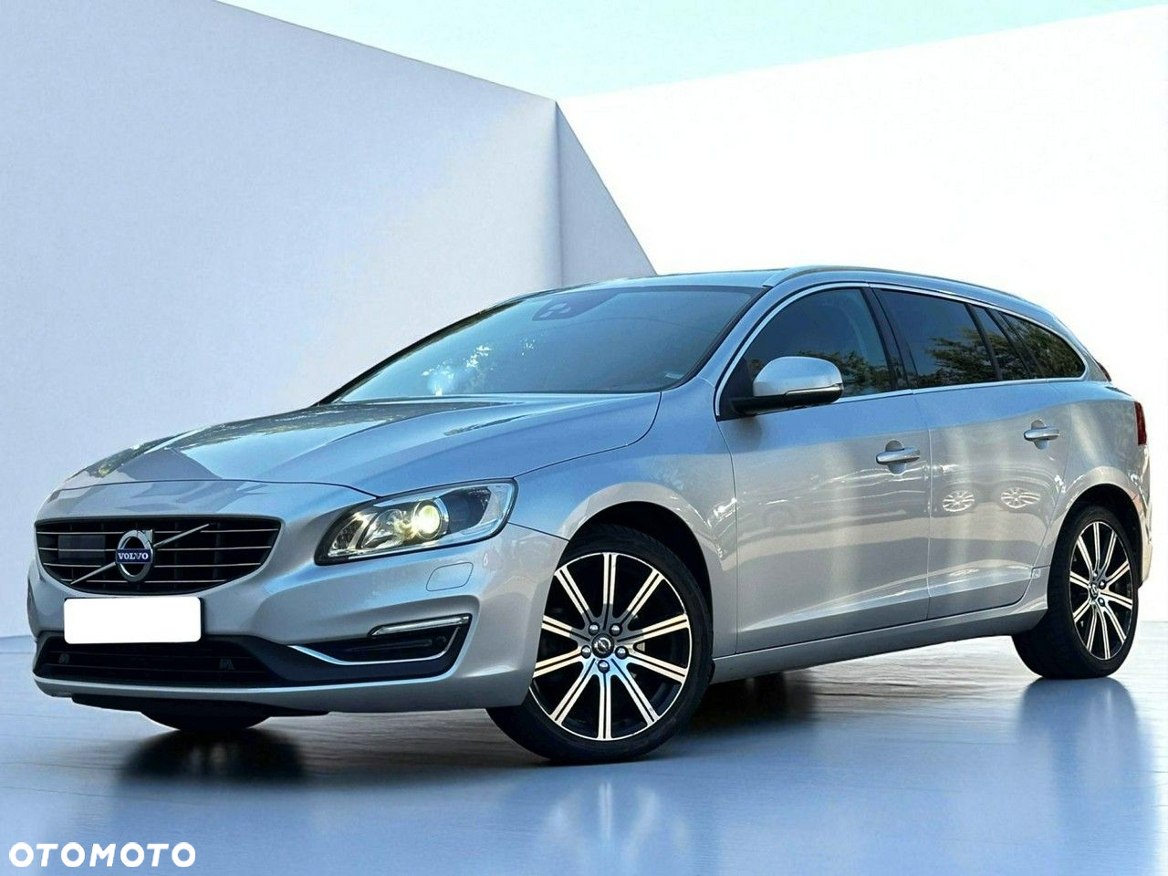 Volvo V60 D4 Geartronic Summum - 9