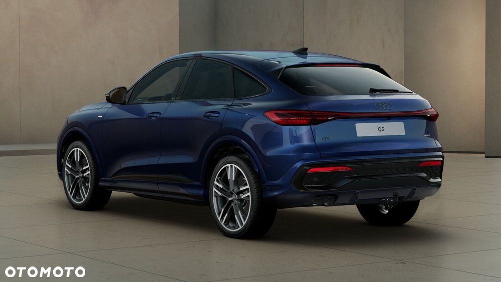 Audi Q5 Sportback - 4
