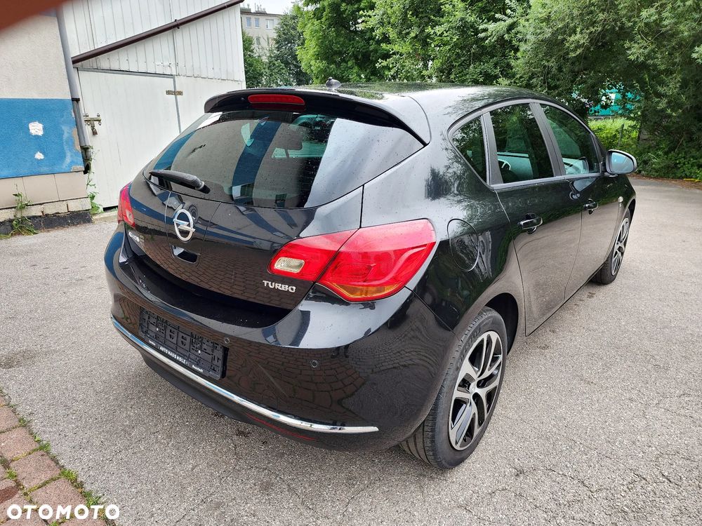 Opel Astra 1.4 Turbo 150 Jahre - 4