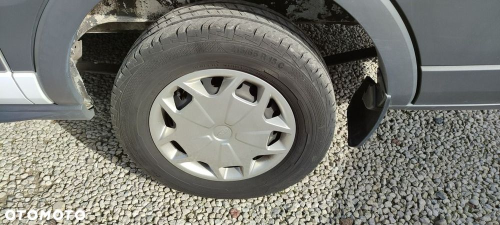 Ford Transit - 22