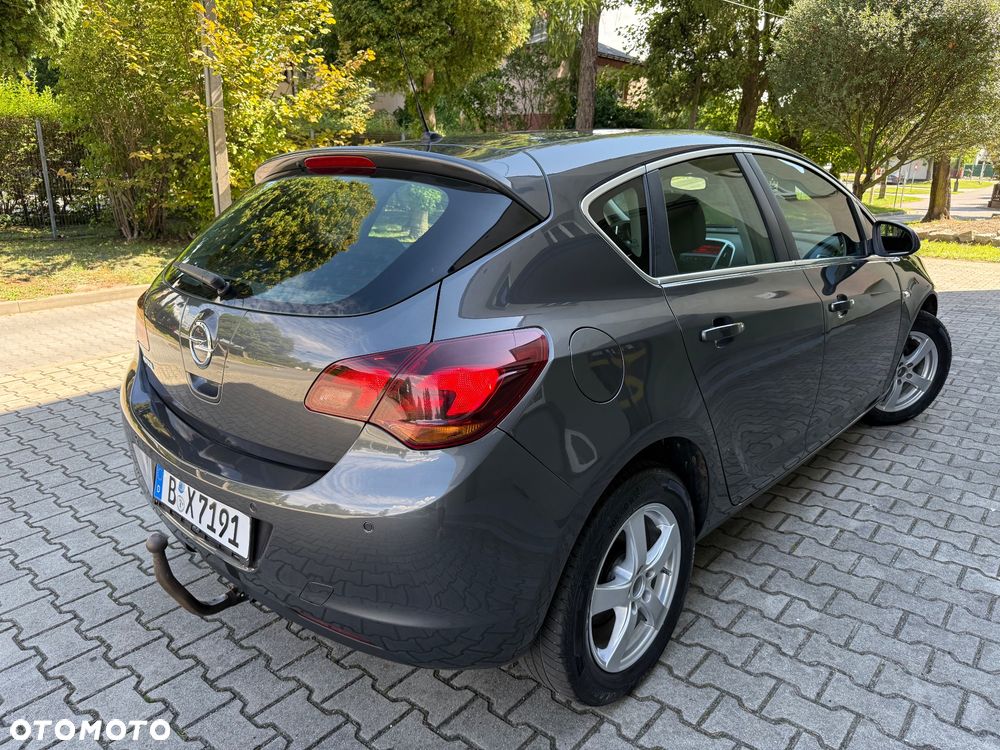 Opel Astra 1.6 ECOFLEX Start/Stop Edition - 18