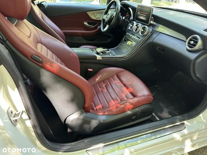 Mercedes-Benz Klasa C 300 9G-TRONIC Avantgarde - 7