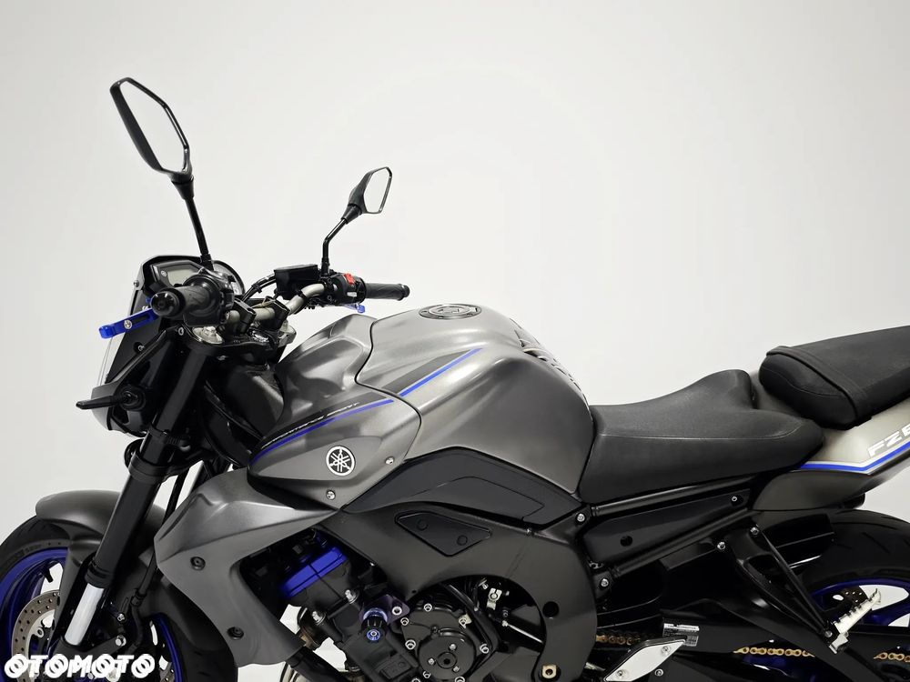 Yamaha FZ - 10