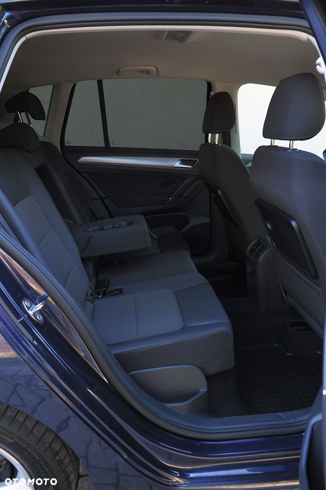 Volkswagen Golf Sportsvan 1.6 TDI BlueMotion Technology Comfortline - 18