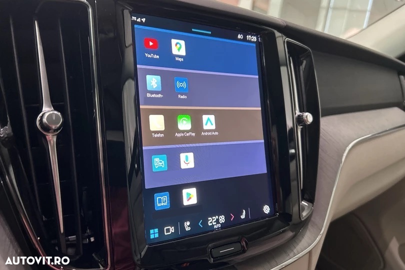 Volvo XC 60 T6 AWD Plug-in Hybrid Plus Bright - 11