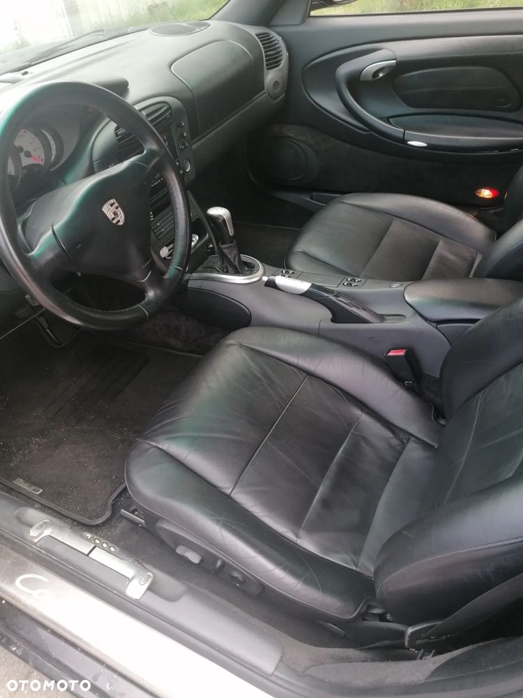 Porsche 911 Carrera Cabrio - 2