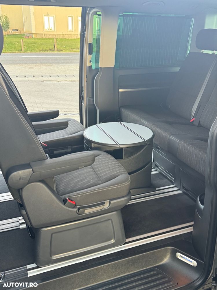 Volkswagen Multivan - 7