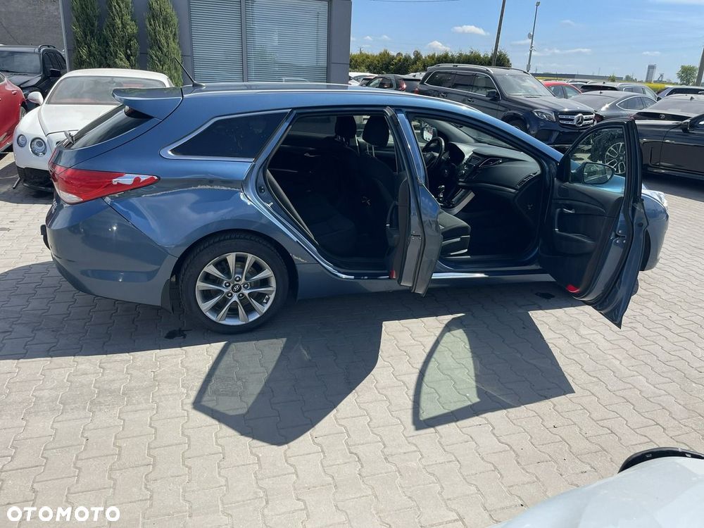Hyundai i40 1.7 CRDi Comfort + - 5