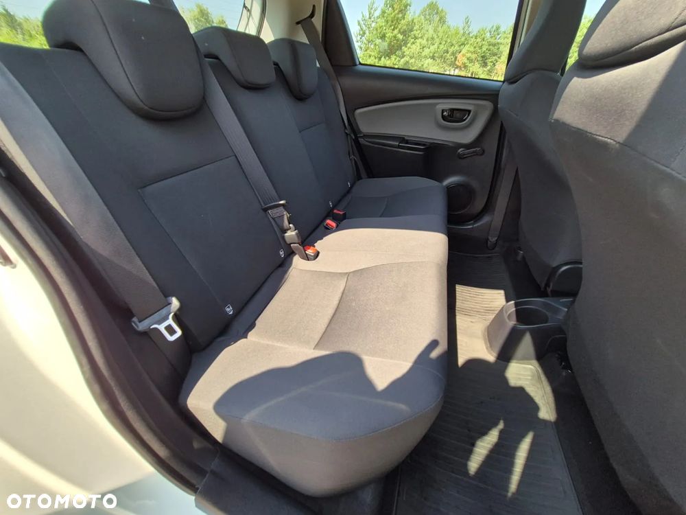 Toyota Yaris 1.5 Active - 32