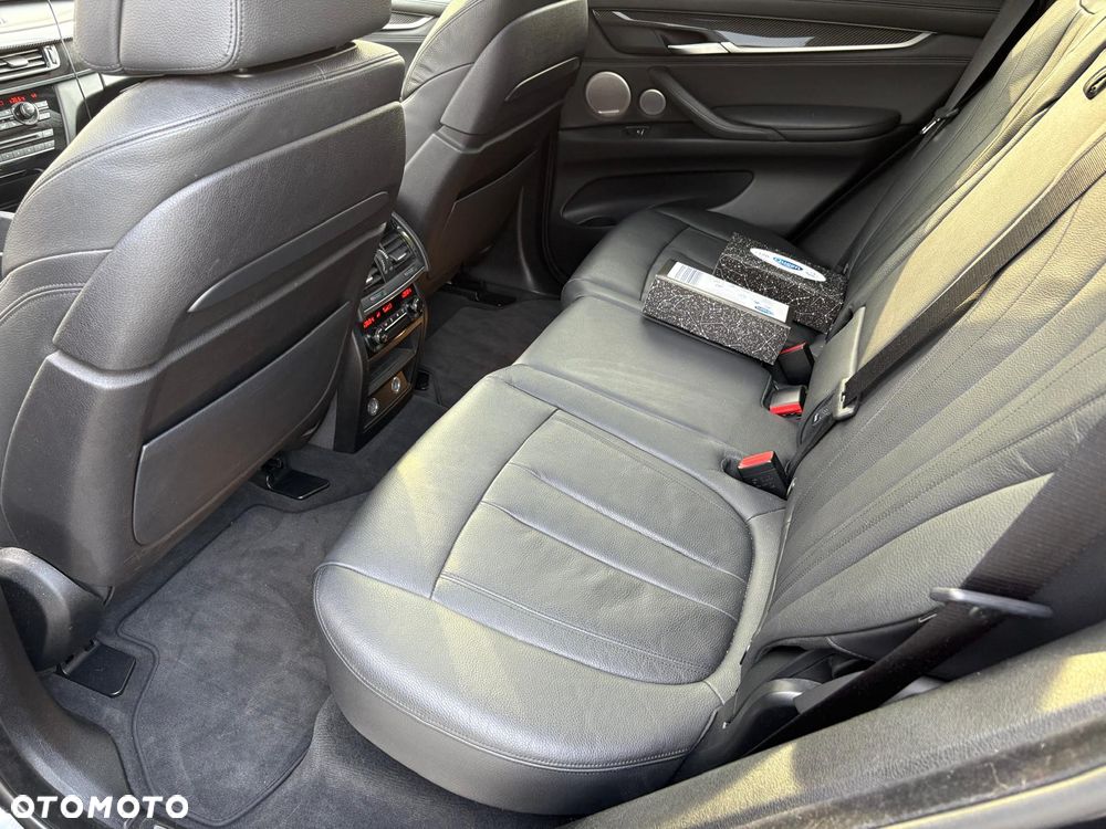 BMW X5 M M50d - 24